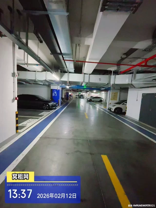 新世界宁波塔停车收费多少一个月？