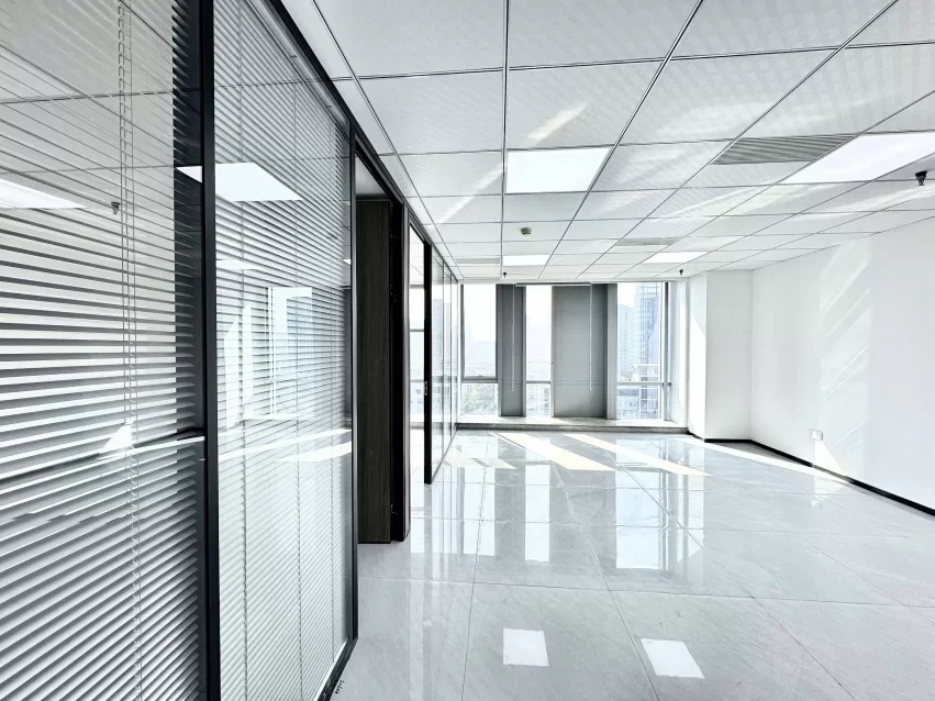 鄞州商会朝东南办公室出租100平租金4500元