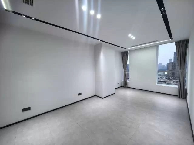 鄞州区慧和写字楼出租朝南138平方茶室装修带水源，带家具6500元/月