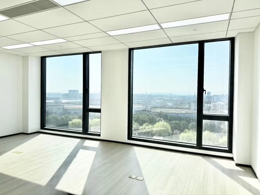 恒凯山河大厦137平米单价1.45元/平/天，6058元/月