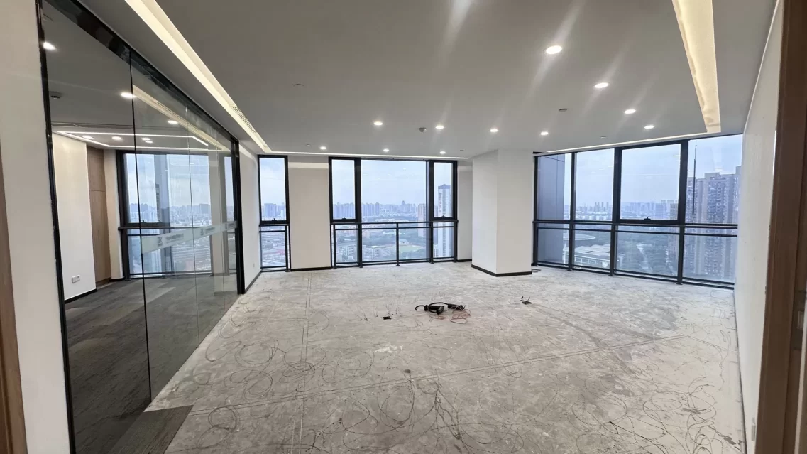 鄞州区首南街道办公室出租金东大厦整层 面积：1526.35平方