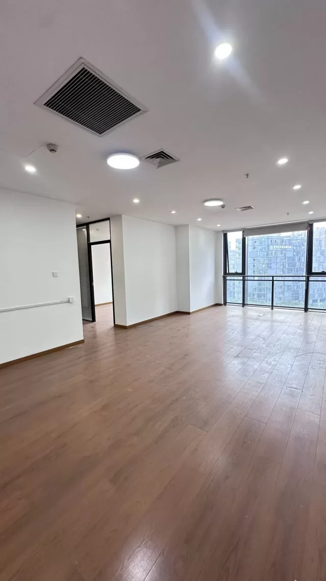 宁波南部商务区金东大厦面积116平 朝南办公室出租