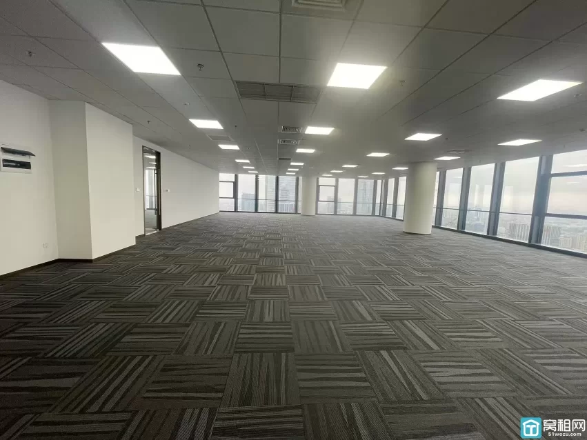 宁波研祥中心面积：316.72平米租金：3.46元/平米/天含税出租