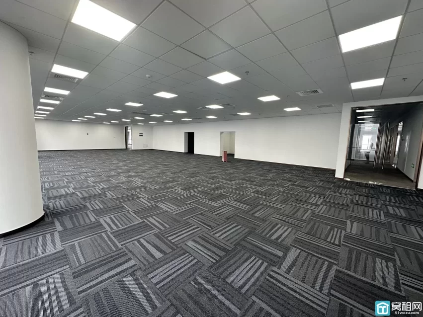 宁波NFCC隔壁全新5A写字楼研祥中心416.11平米出租2.84元/平米含税/天