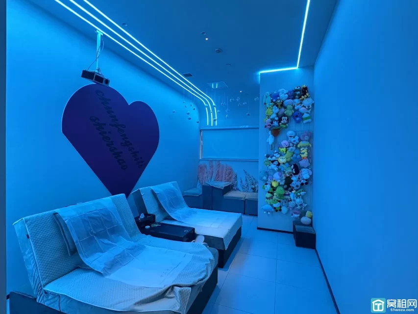 南部商务区1020平，足浴会所 21个房间带独立卫生间，58万/年含物业费