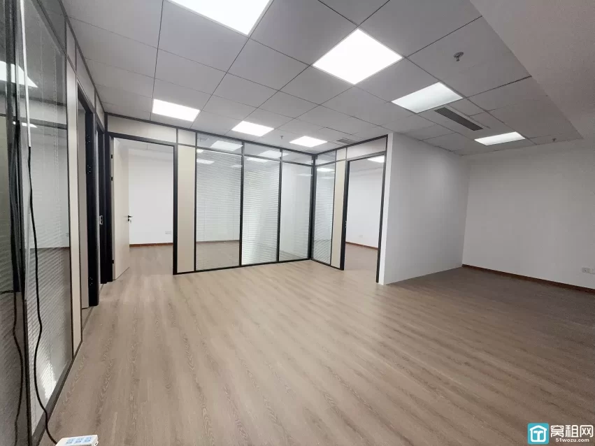 南部商务区加利利海运大厦211.2平米办公室出租特价1元/㎡/天