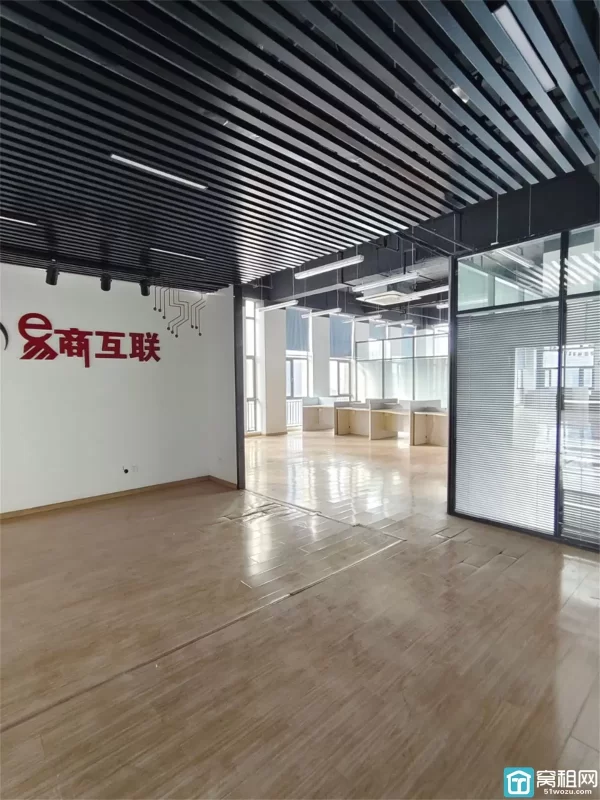 宁波市镇海区镇海大道中段432号 鼎信大厦精装带家具｜250㎡通透办公室｜可拎包入驻｜稳定园区