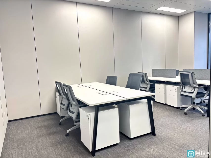 宁波新世界K11主楼宁波塔建筑面积：112.69平出租3.2元/平米/天