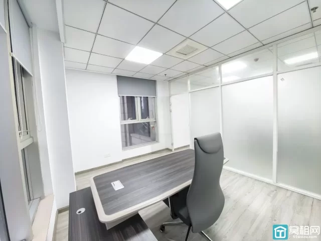 宁波东部新城附近前程国际100平米写字楼出租4500一个月