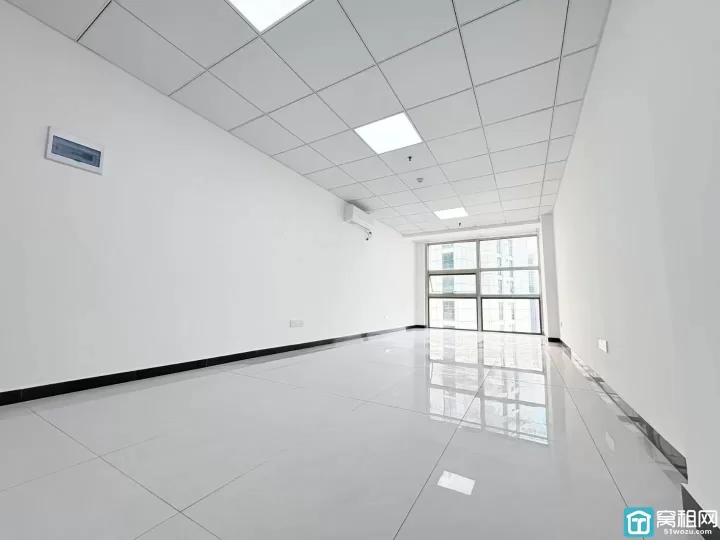 宁波鄞州区新天地50平小面积出租 全新装修  楼下就是地铁口7号线