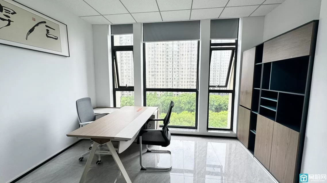 宁波银亿东岸A座供销大厦417平方写字楼朝南 单价2.2元/平米