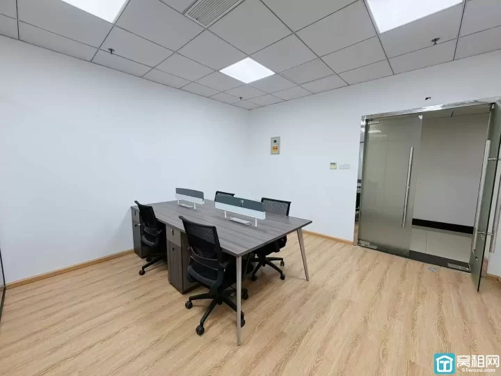 宁波南部商务区罗蒙大厦东面健宸大厦55平，落地大窗，独门独户独立空调，带家具出租