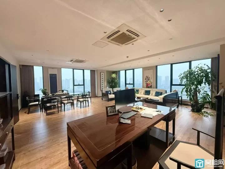 鄞州区璀璨万境对面和荣大厦1160方出租，单价1.73元