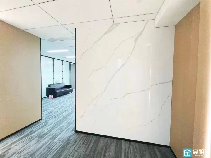 宁波汇亚大厦对面写字楼隆兴大厦140平 带部分家具 带水源出租