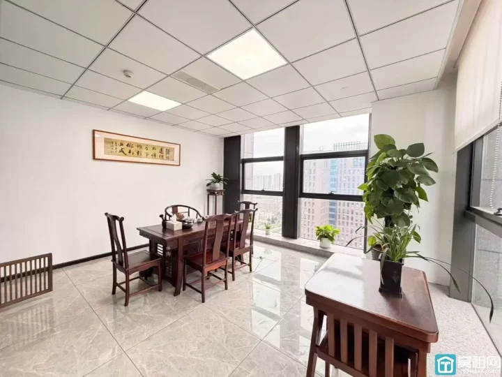 宁波大海大厦隔壁写字楼泰康大厦 新出好办公室310㎡｜5个隔间 电梯口黄金位置