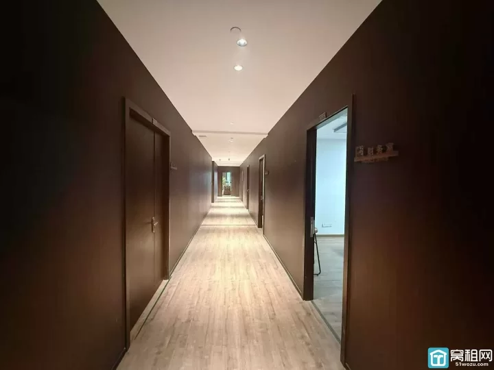 宁波和荣大厦1200方出租，东南财位[發][發]豪华装修 [得意]