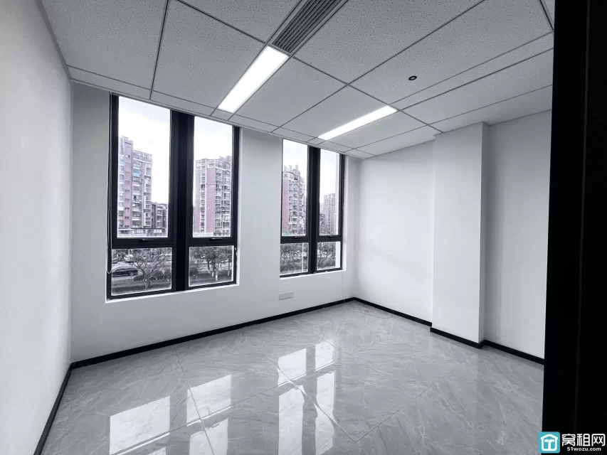 鄞州万达附近556PARK大厦440平米精装修办公楼出租