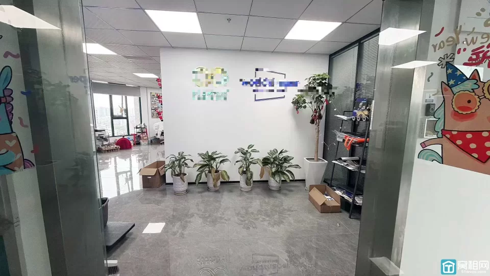 宁波市海曙区 银亿时代广场大厦出租 地铁二号线出口 300平 全新精装修