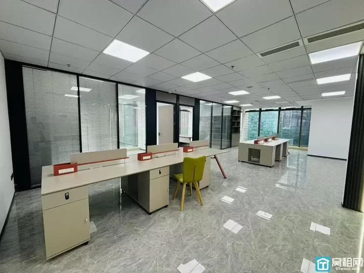 宁波商会国贸大厦出租210平方办公室租金11500元东北双面采光
