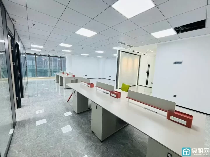 宁波商会国贸大厦出租210平方办公室租金11500元东北双面采光