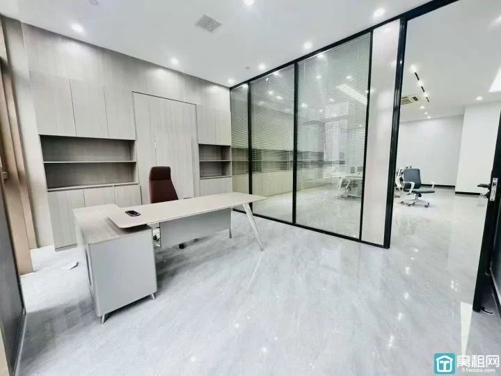 鄞州区宁波商会大厦写字楼出租电梯口位置359平方17400元带水源