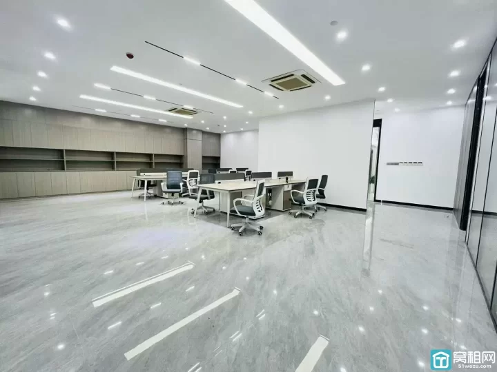 鄞州区宁波商会大厦写字楼出租电梯口位置359平方17400元带水源