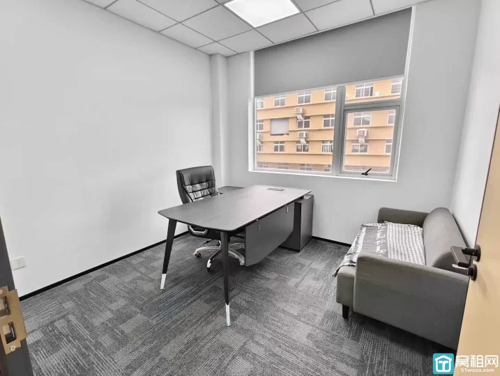 海曙段塘电商园区写字楼86平 两隔间朝北 带全套家具