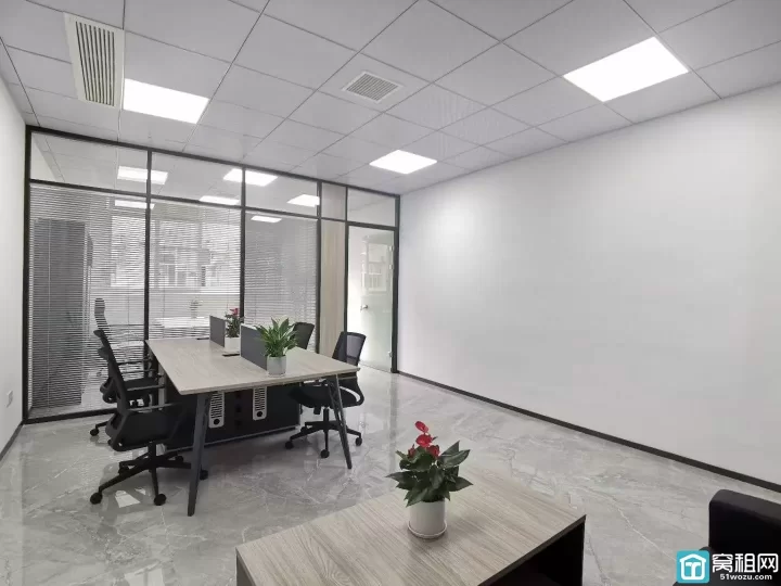宁波5号线潘火5号线地铁口写字楼出租面积70平米租金1.3元/平米