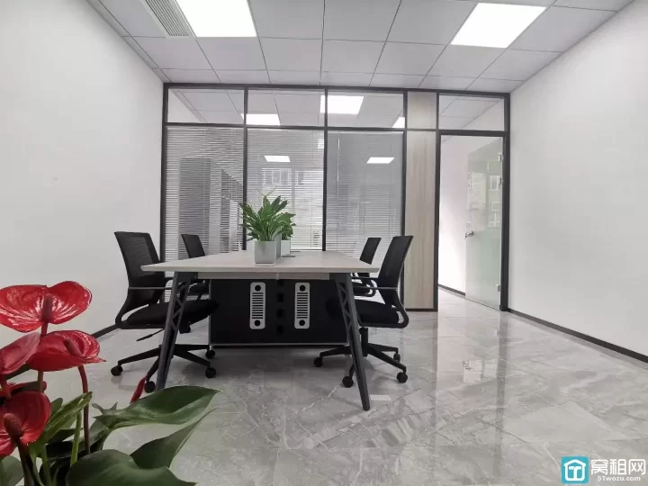 宁波5号线潘火5号线地铁口写字楼出租面积70平米租金1.3元/平米