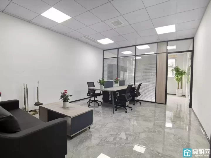 宁波5号线潘火5号线地铁口写字楼出租面积70平米租金1.3元/平米