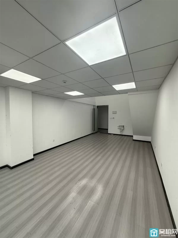 宁波海曙区集士港君寰科创中心办公楼81平米出租