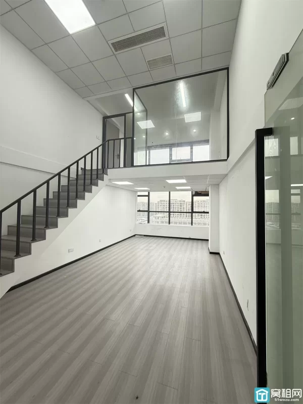 宁波海曙区集士港君寰科创中心办公楼81平米出租