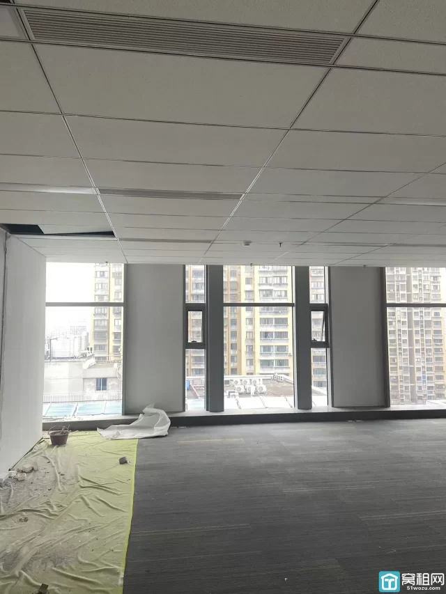 宁波鄞州区福明街道恒创中心大厦152平办公室出租1.9元/㎡/天（含税）