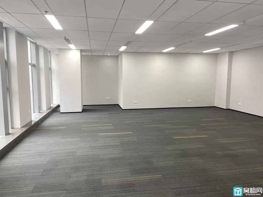 宁波鄞州区恒创中心149平米写字楼租金1.9元/㎡/天（含税）出租