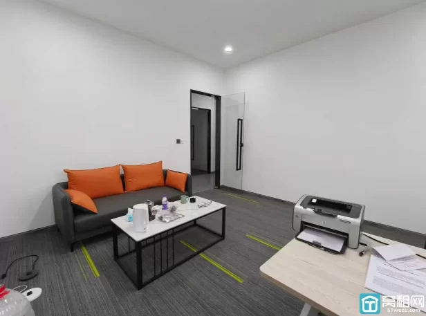 宁波市江北洪塘 创新科创园 新出一套45平朝南。精装带家具1500/月