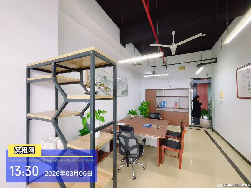 东部新城城投大厦对面宁波宁兴财富广场出租60平米办公室租金3800元