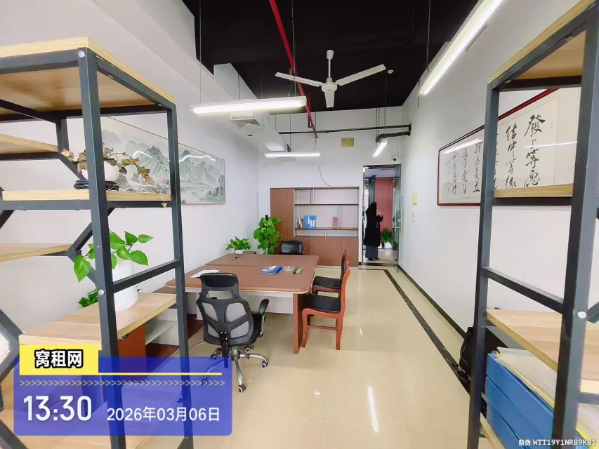 东部新城城投大厦对面宁波宁兴财富广场出租60平米办公室租金3800元