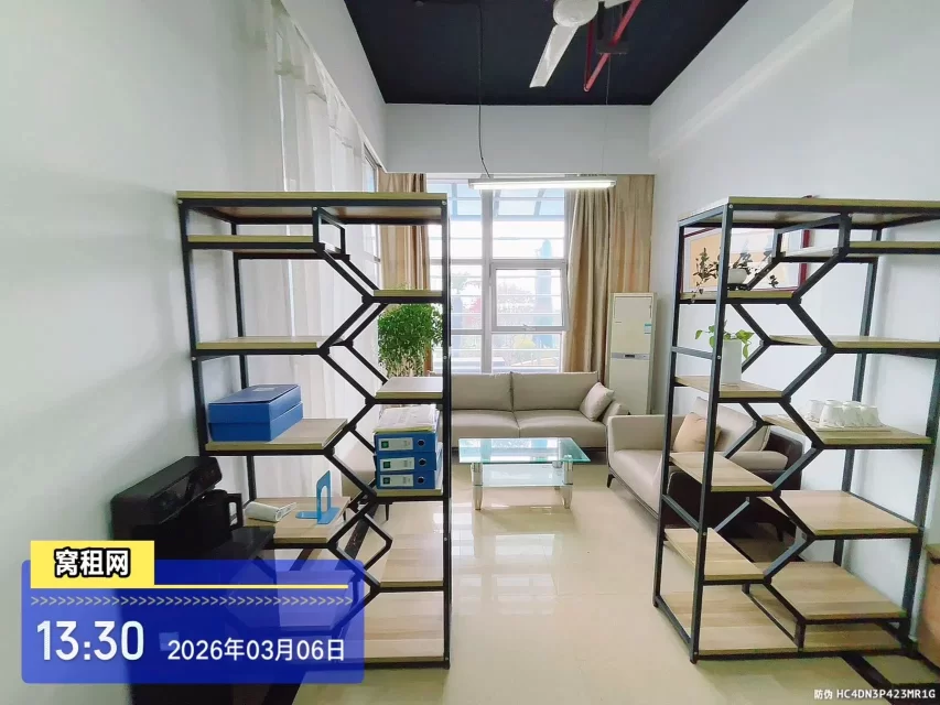 东部新城城投大厦对面宁波宁兴财富广场出租60平米办公室租金3800元