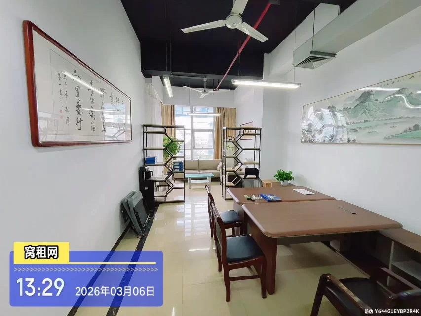 东部新城城投大厦对面宁波宁兴财富广场出租60平米办公室租金3800元