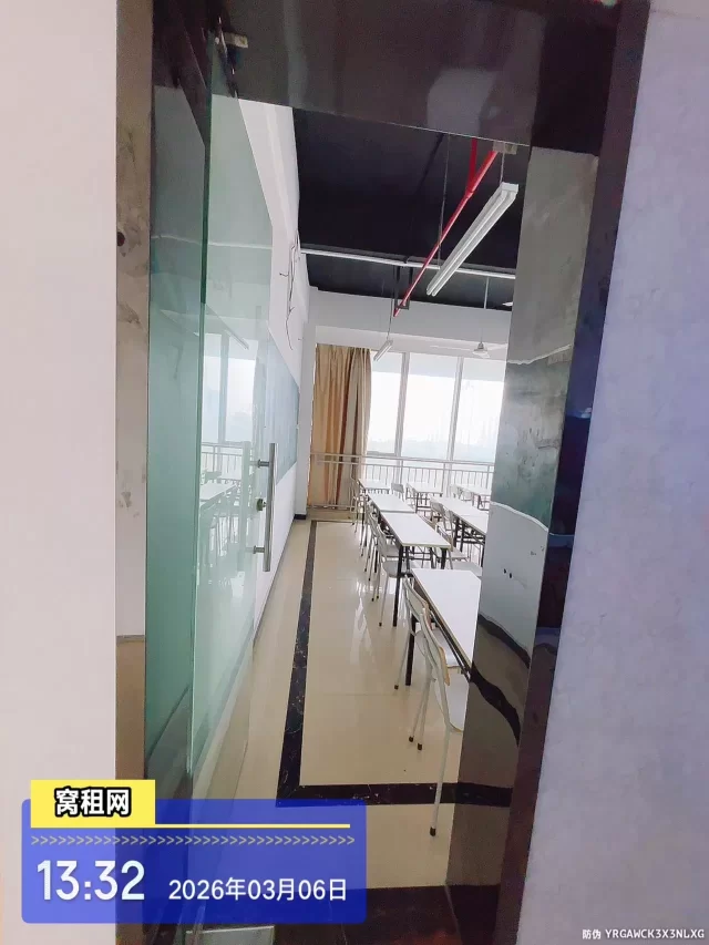 宁波宁兴财富广场大厦70平米办公室招租，月租金4200元