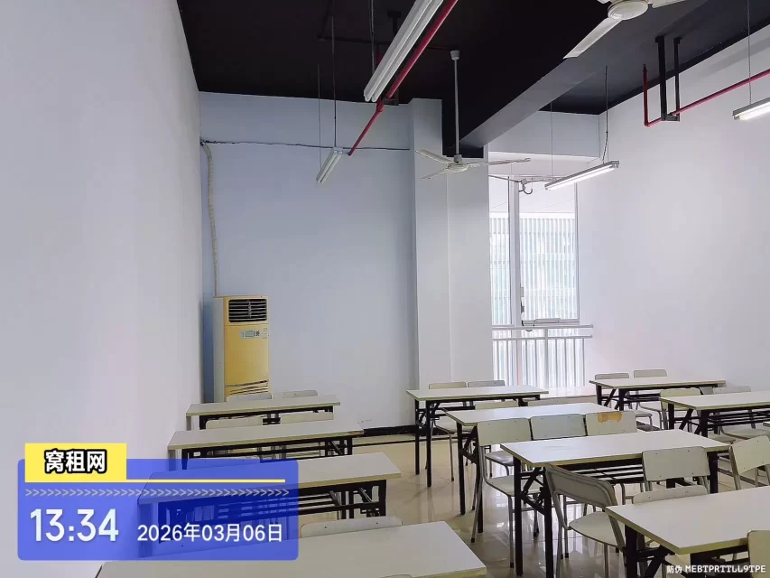 东部新城中银大厦隔壁宁波宁兴财富广场写字楼另外70平米办公室招租