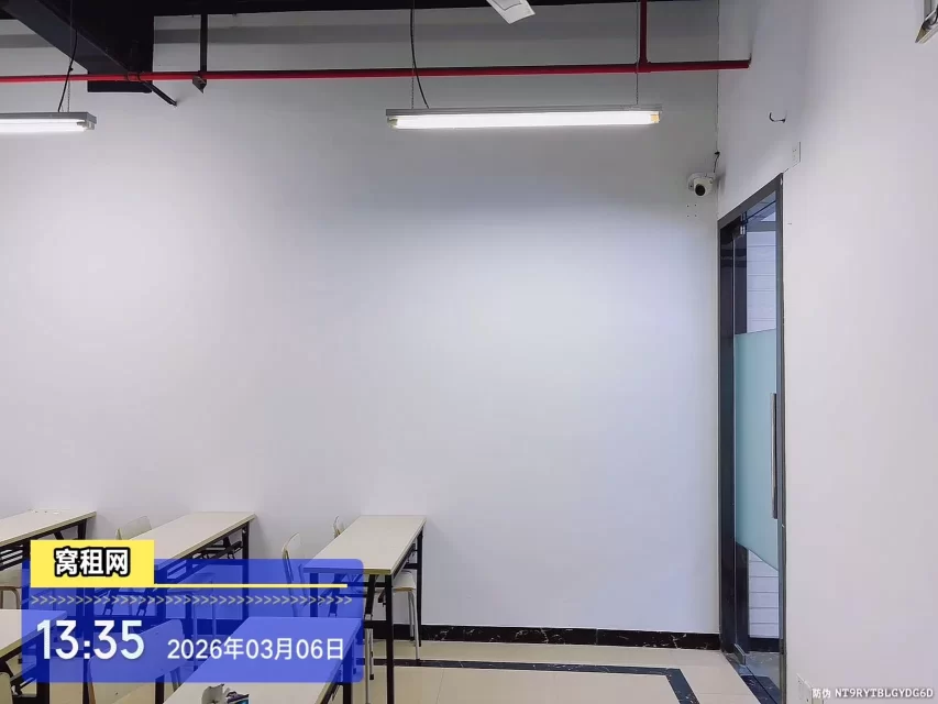 东部新城中银大厦隔壁宁波宁兴财富广场写字楼另外70平米办公室招租