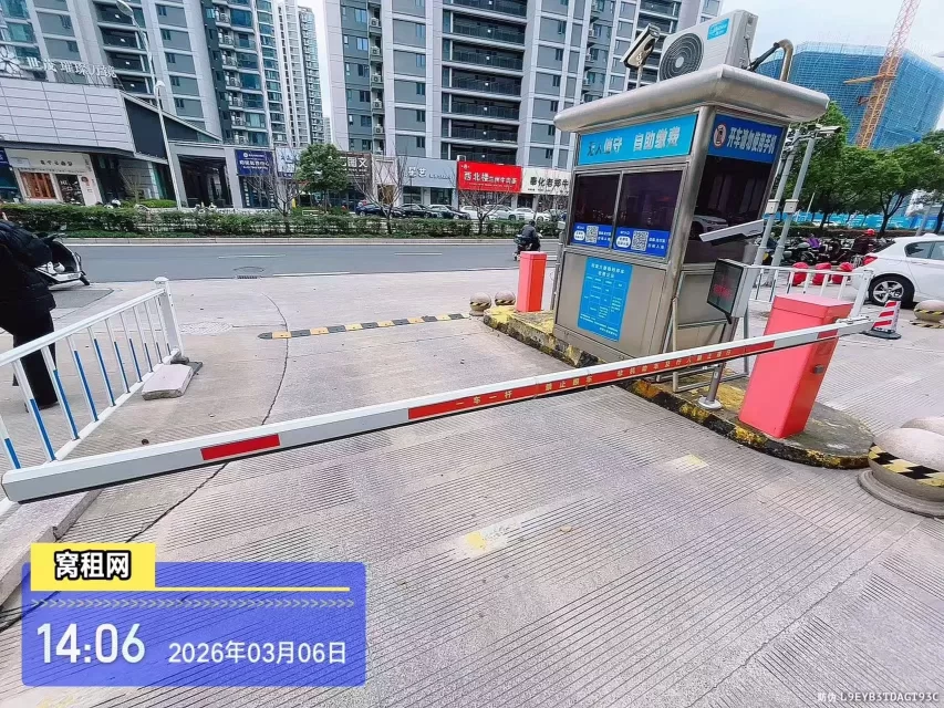 宁波和荣大厦停车场收费标准多少？