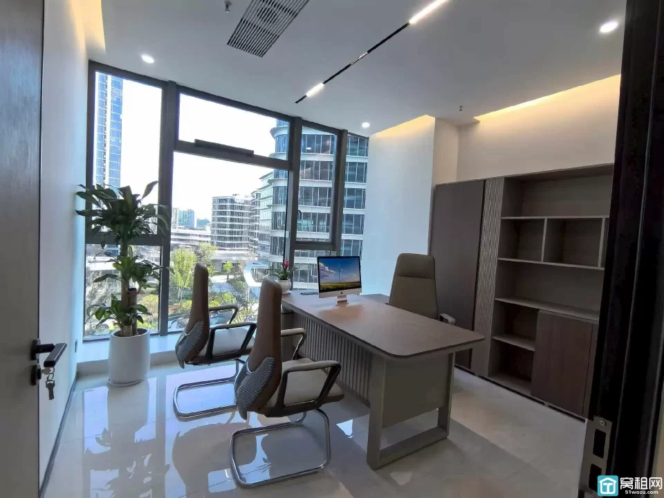 看江景！宁波明迪大厦120平米，朝南，带全套家具，地铁口位置！