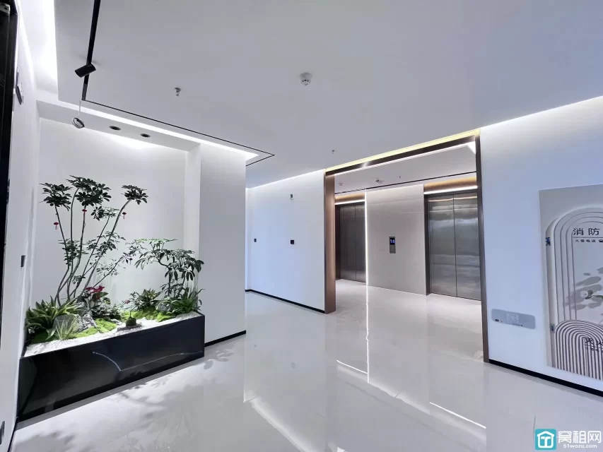 宁波研发园对面明迪大厦出租60平 电梯口朝南办公室