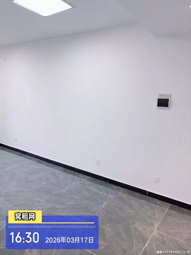 宁波火车站北广场50米月湖银座写字楼出租43平米1600元/月