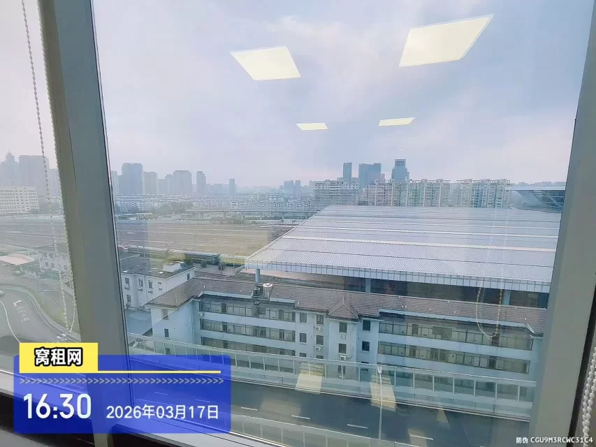 宁波火车站北广场50米月湖银座写字楼出租43平米1600元/月