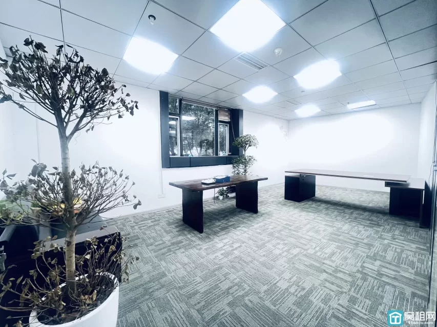 宁波水街美豪大厦办公室出租114平一个隔间朝西写字楼
