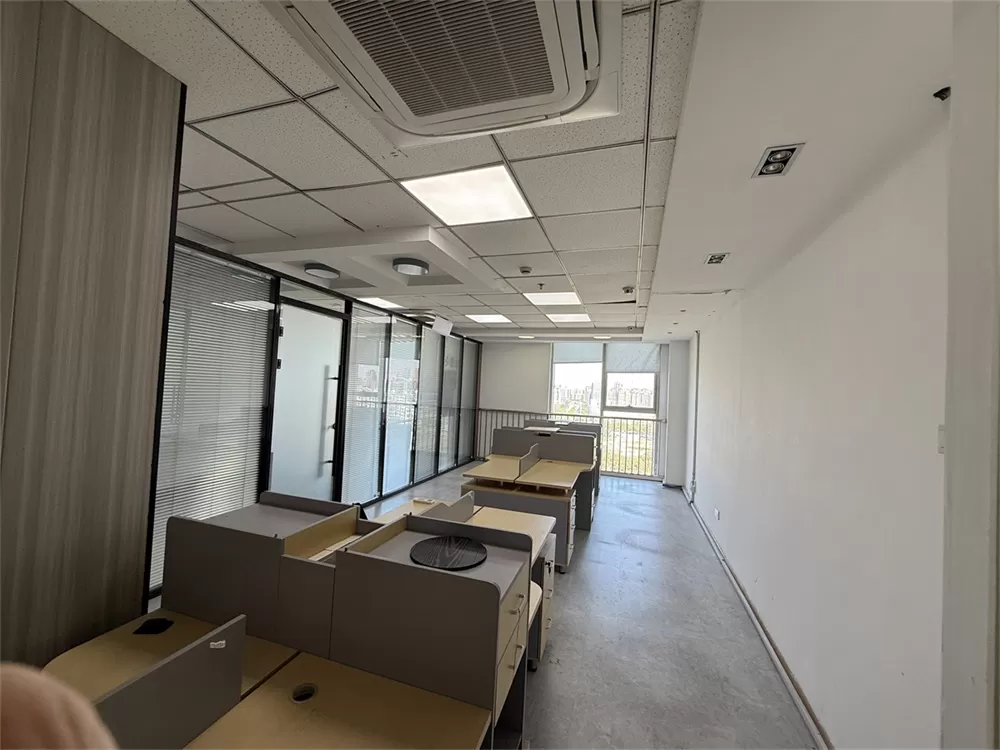 宁波银晨国际1号楼甲级写字楼主楼房东直租建筑面积170平方米