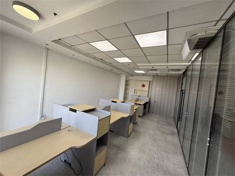 宁波银晨国际1号楼甲级写字楼主楼房东直租建筑面积170平方米